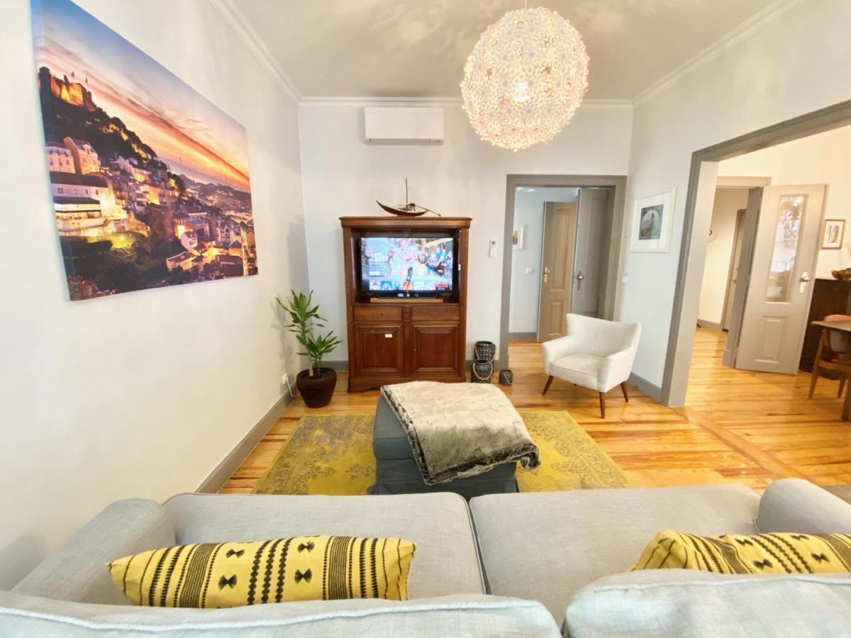 Apartamento Luxury Vintage apartment with all the comforts of home at the city centre, next to Marquês de Pombal Lisboa