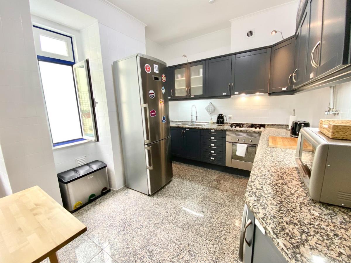 Luxury Vintage apartment with all the comforts of home at the city centre, next to Marquês de Pombal Apartamento Lisboa