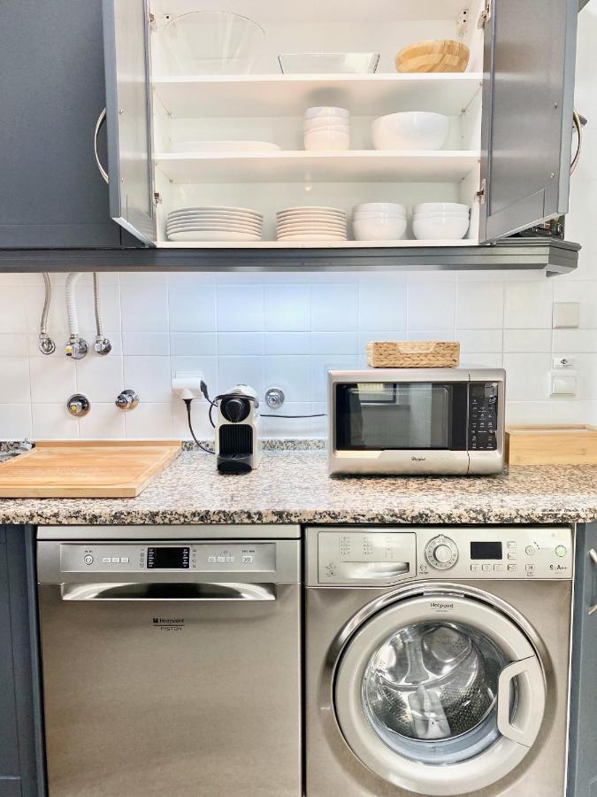 Luxury Vintage apartment with all the comforts of home at the city centre, next to Marquês de Pombal Apartamento Lisboa