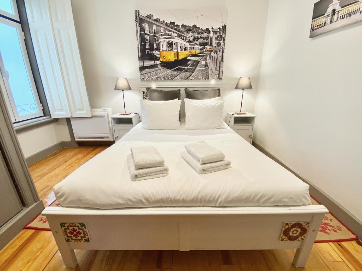 Apartamento Luxury Vintage apartment with all the comforts of home at the city centre, next to Marquês de Pombal Lisboa